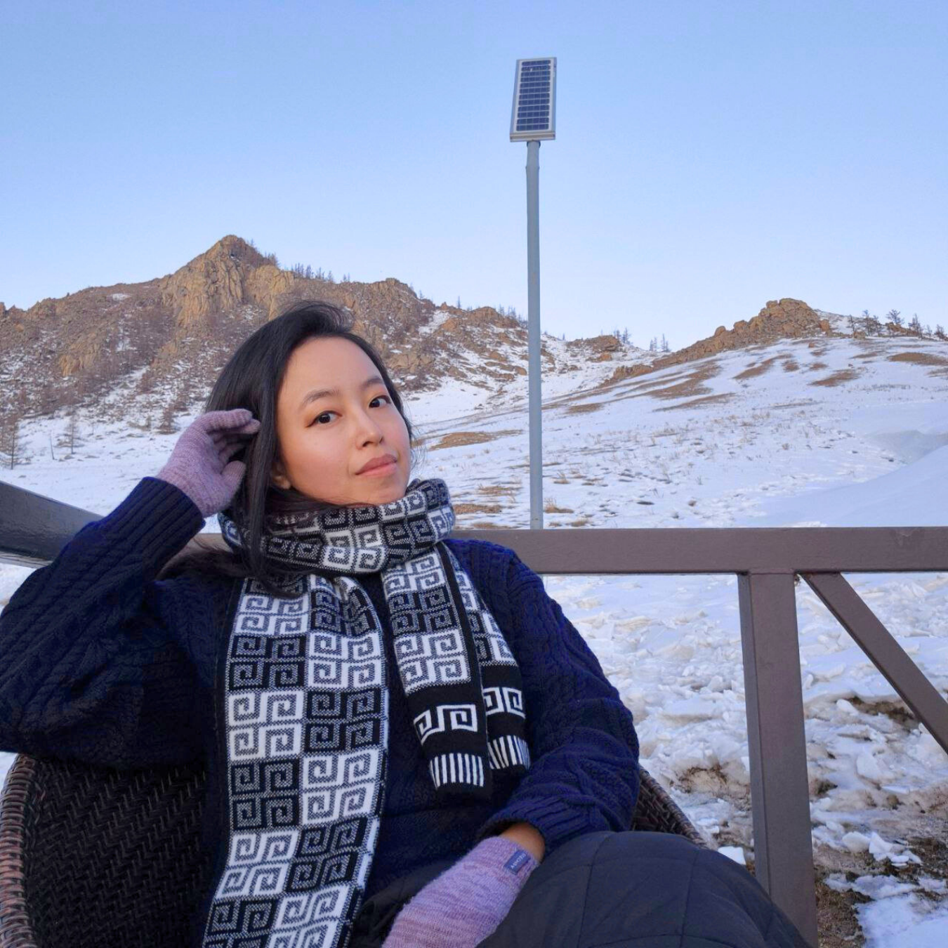 Geometric Cashmere Long Scarf in Black